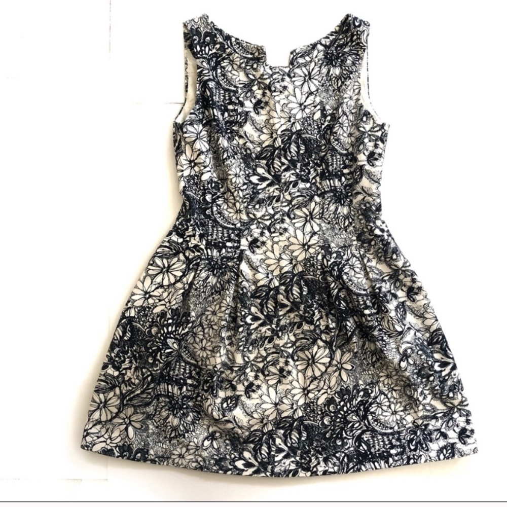 Zara Basic Navy & White Floral Sleeveless Dress
